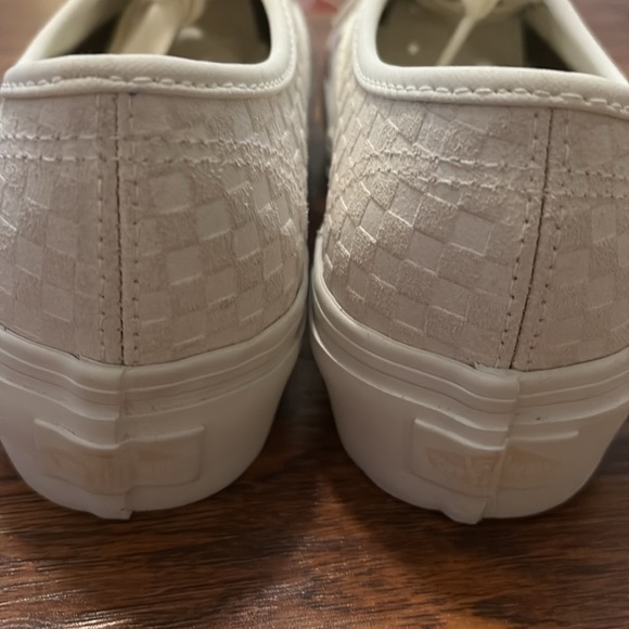 Vans white leather woven shoes - Picture 3 of 8